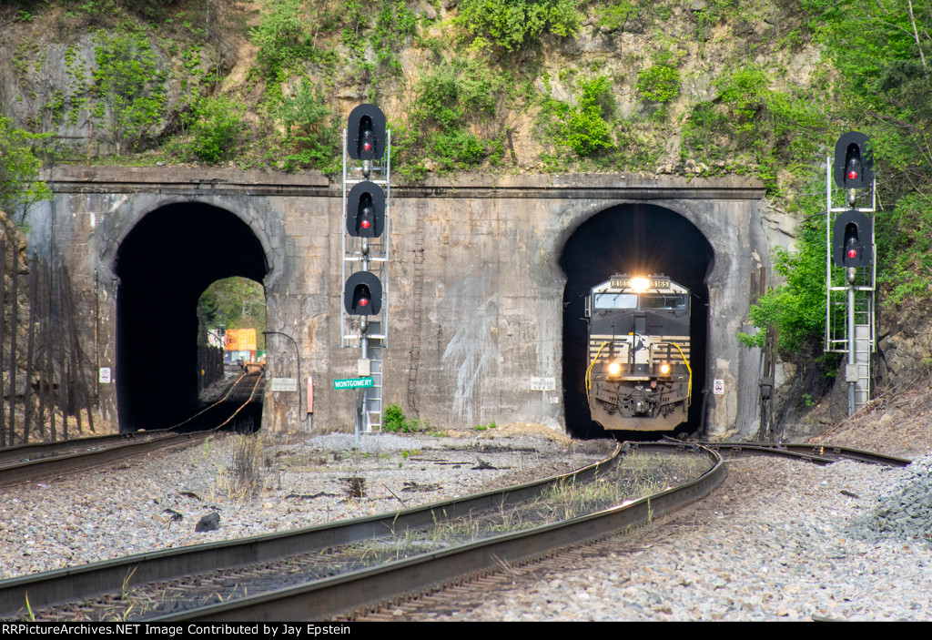 279 pops out of Montgomery Tunnel